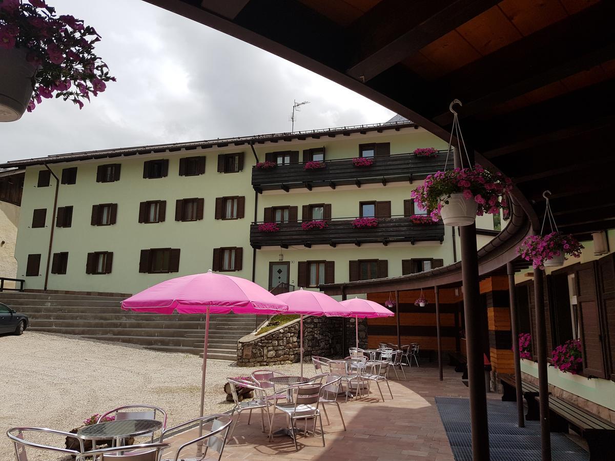 Santa Maria Ad Nives Hotel Canazei Ngoại thất bức ảnh